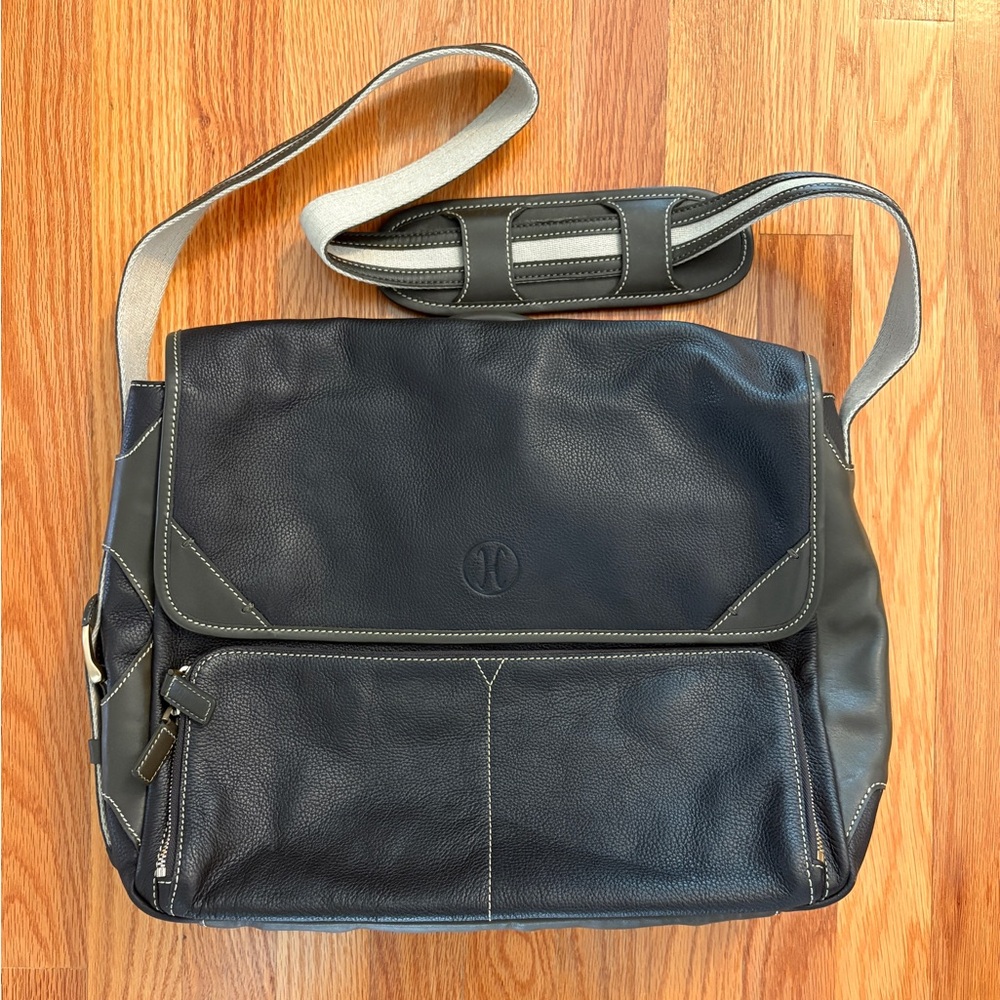 Cole Haan Brown Leather Laptop Messenger Bag